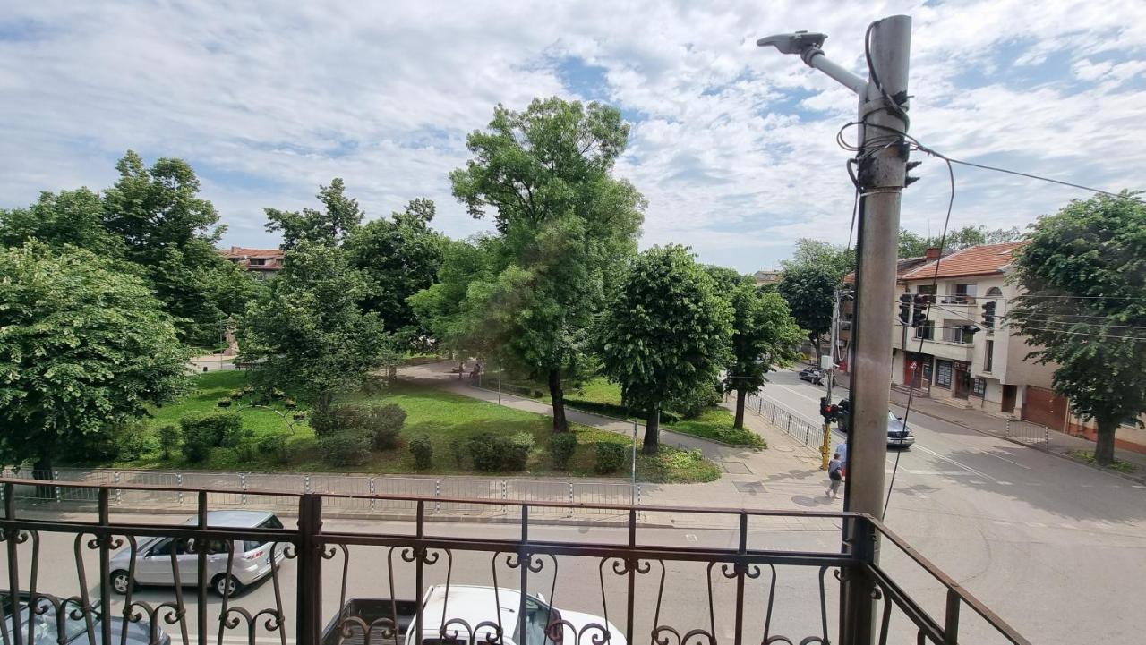 Hotel Old Style à Vratsa Extérieur photo